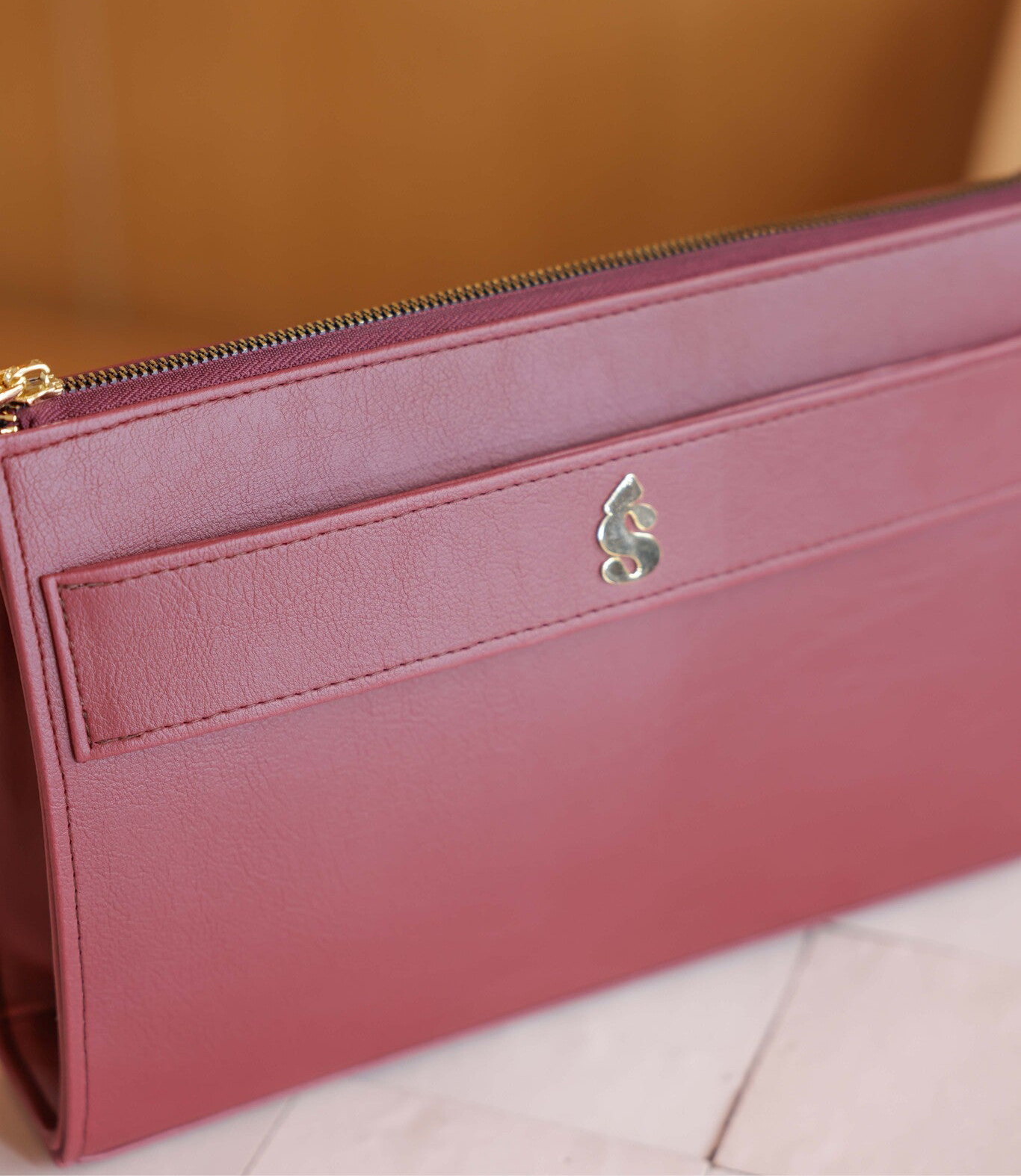 08 BURGUNDY SLIP